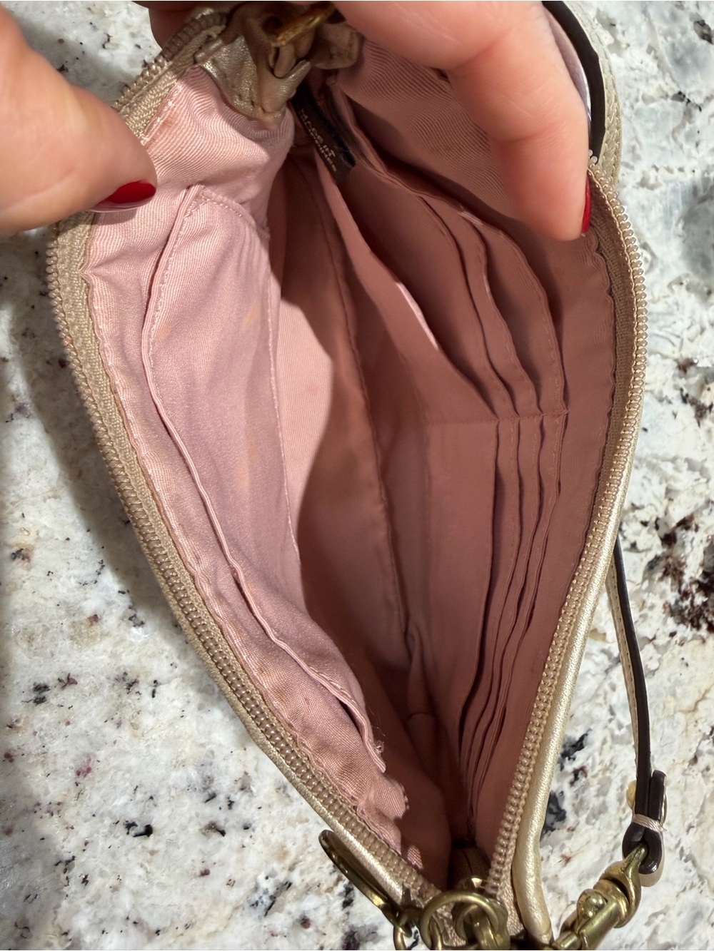 Y2K Coach Mini Shoulder Bag in Blush Beige with Gold Hardware vintage - Picture 12 of 14